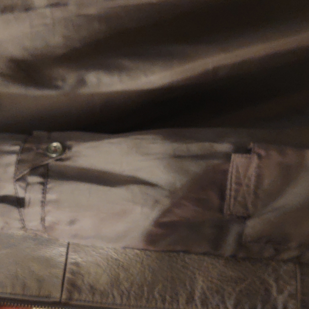Leather jacket - Picture 4 of 6